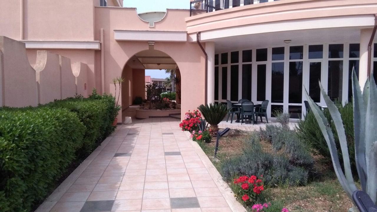 Hotel Minerva Brindisi Exterior foto